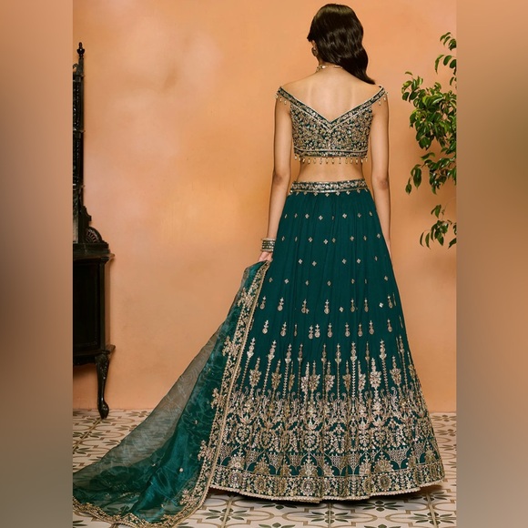 Lashkaraa teal and gold lehenga - Picture 3 of 4